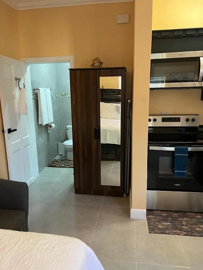 Negril Studio One 0*,  Τζαμάικα